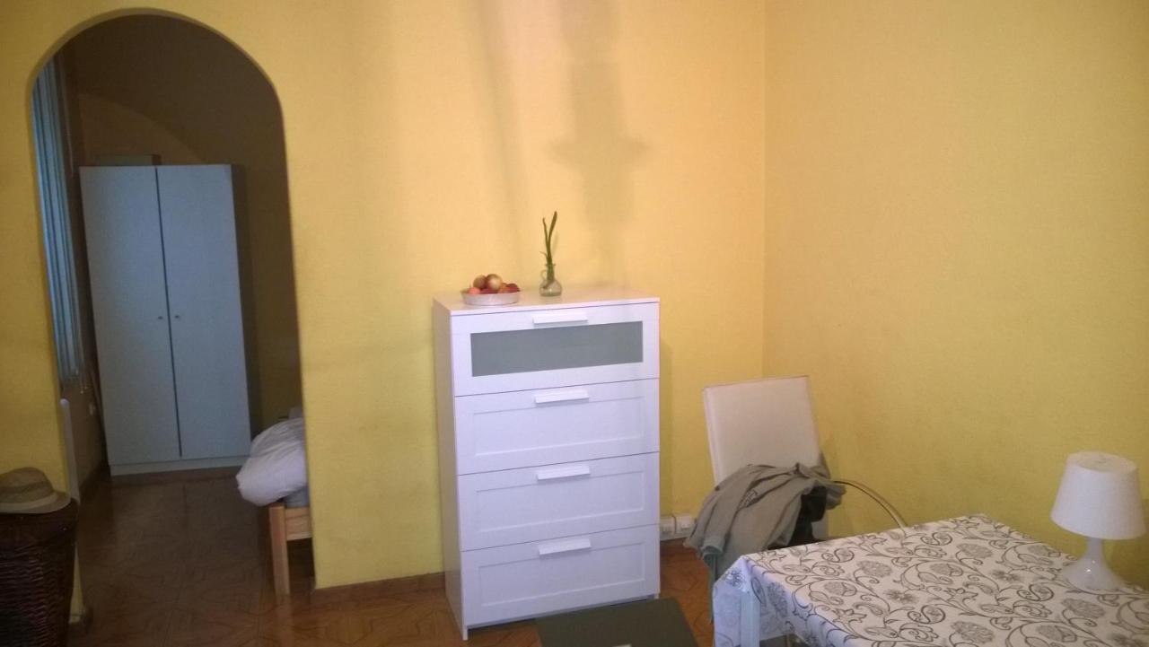 White Ship Apartman Budapeste Exterior foto